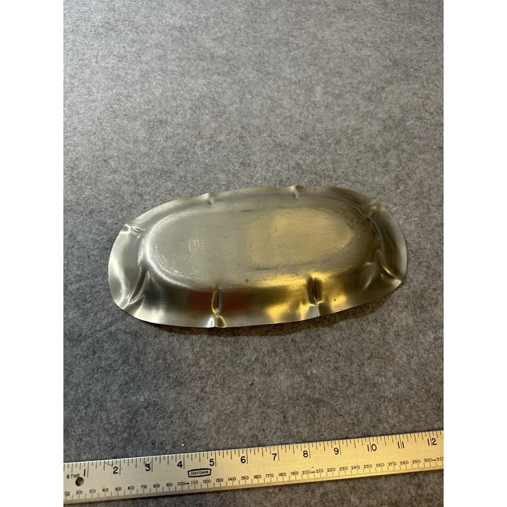 Vintage Reed & Barton Fluted Pewter Serving Bread Tray P602 11 15/16